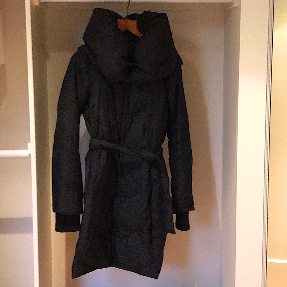 BCBG Max Azria Black Puffy Coat, XS